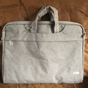 NWOT UNISEX Soft Gray Laptop Case